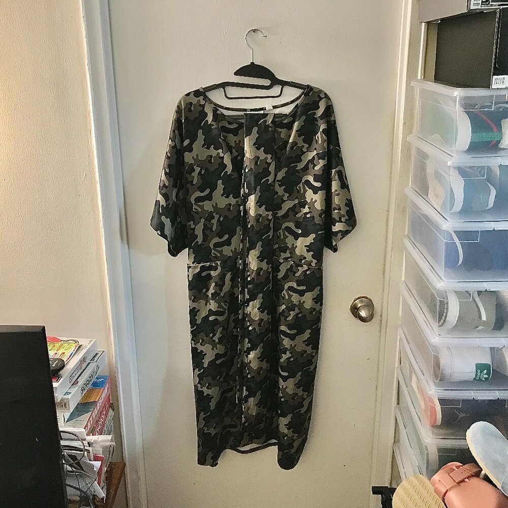 Women's NY & Co. Green Camo Short Sleeve Dress w/belt - Size XXL (NWT)